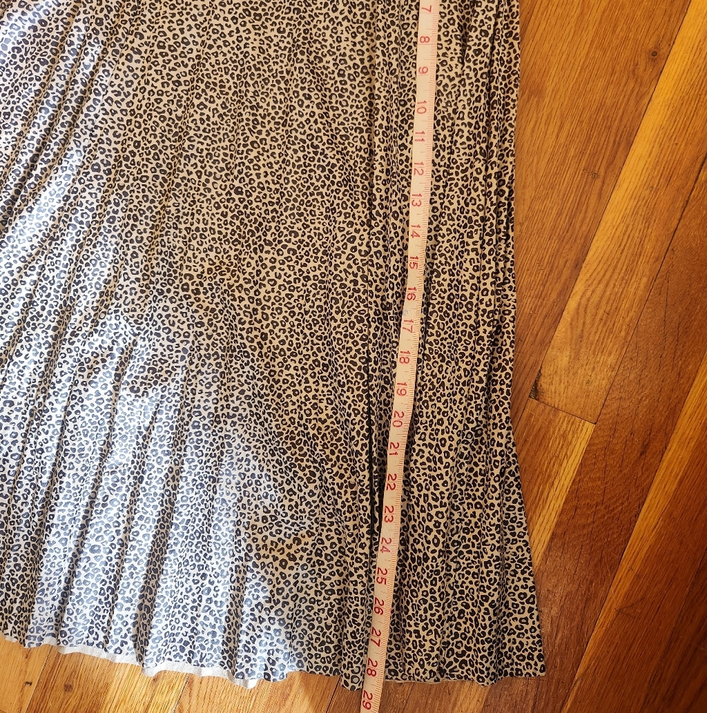 Animal Print Lightly Pleated Ann Taylor Midi Skirt - Picture 7 of 9